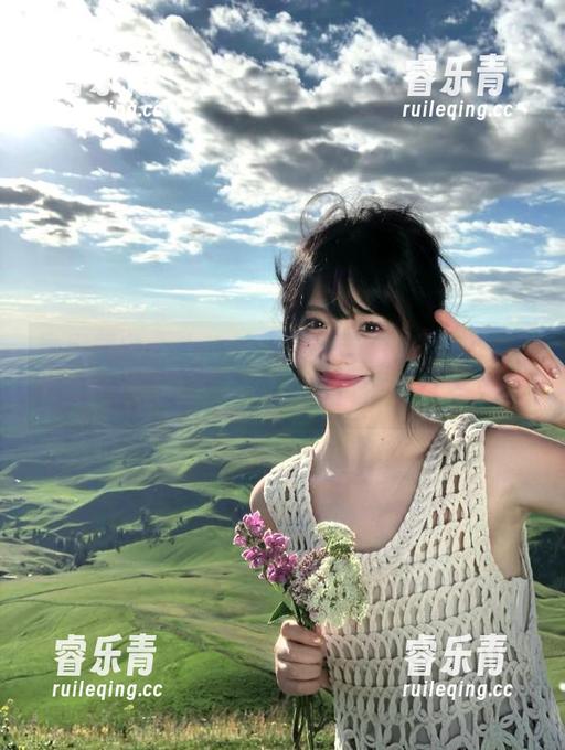 异思趣向 - 小六的定制写真之旅：空姐养成计划系列3，展现别样风情与优雅.txt