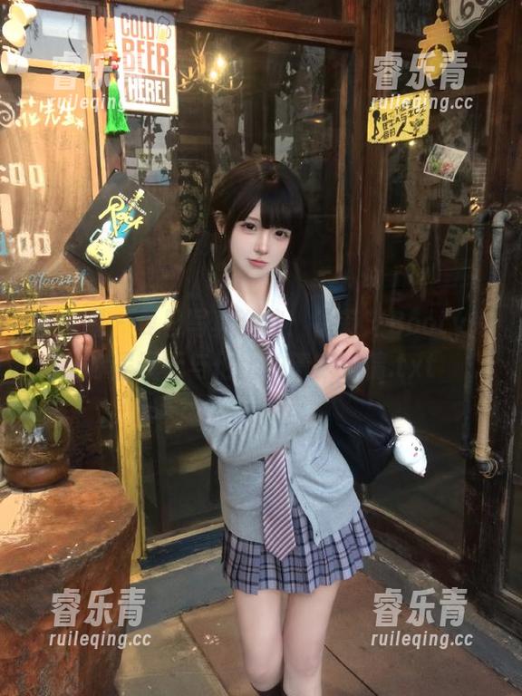 徐莉芝Booty 微密圈 - 夏日写真合集:徐莉芝Booty为你呈现无与伦比的清凉风情.txt
