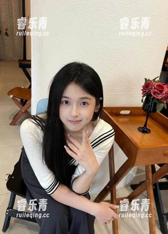 推女神 - 最新可乐Vicky兔女郎写真资源，绝对让你在笑声中融化！.txt