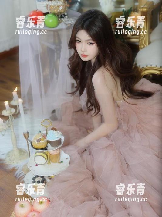 推女神 - 在线欣赏子纯儿Annie独特作品：探索网袜的艺术魅力.txt