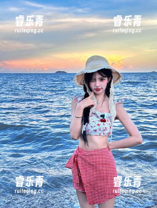 推女神 - 王婉悠Queen呈现万圣节特别写真，带你欣赏独特风格的恐怖照片.txt