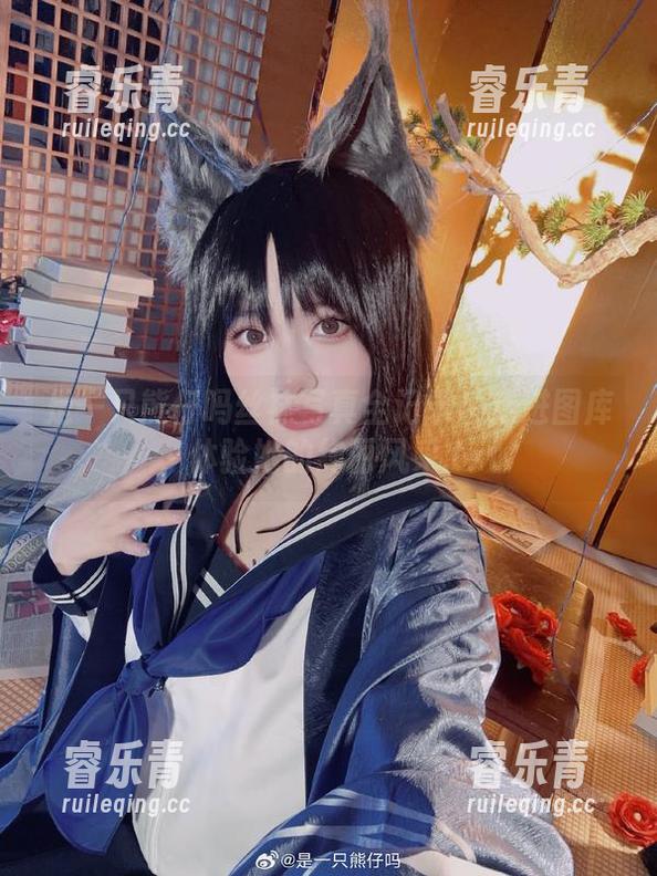 是一只熊仔吗 是一只熊仔吗丝袜写真全记录:走进图库,体验她的绚丽风采.txt