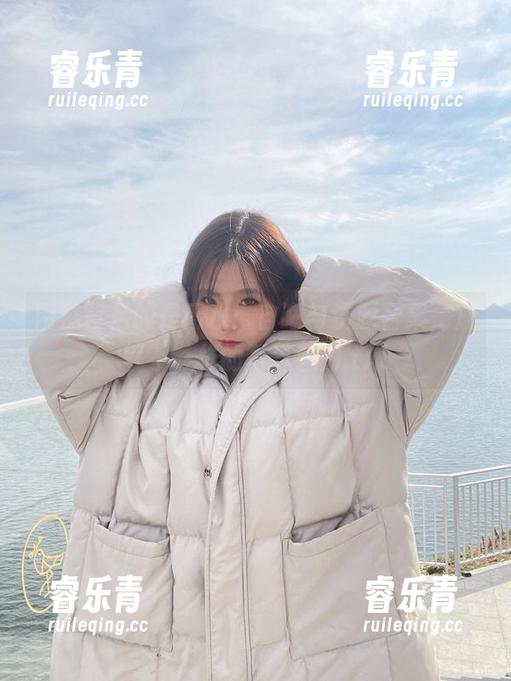 网袜背后的是青水：自嘲与资源合集，成就不一样的写真魅力.txt