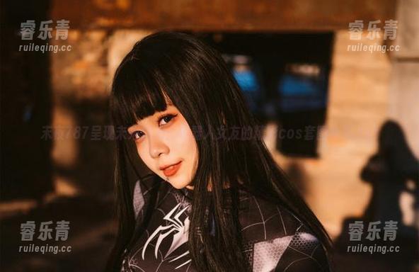 末夜787呈现未来魅力：机器人女友的精彩cos套图合集.txt
