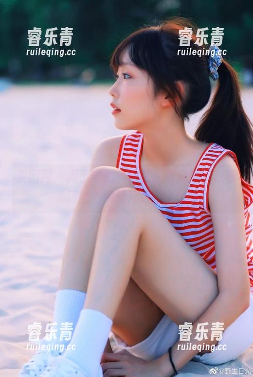 果团网 - 周于希的职业装图包资源，让职场魅力瞬间升级！.txt