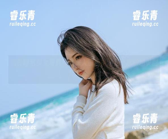 桃良阿宅少女写真作品深入解析，涵盖丰富的精美图片内容.txt