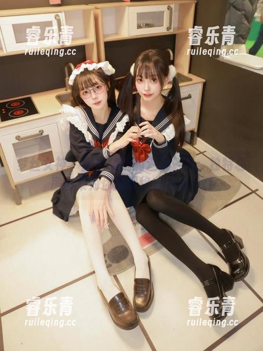 梦丝女神 - 探寻晓晓的温柔魅力：独特私房图集为你呈现绝美风情.txt