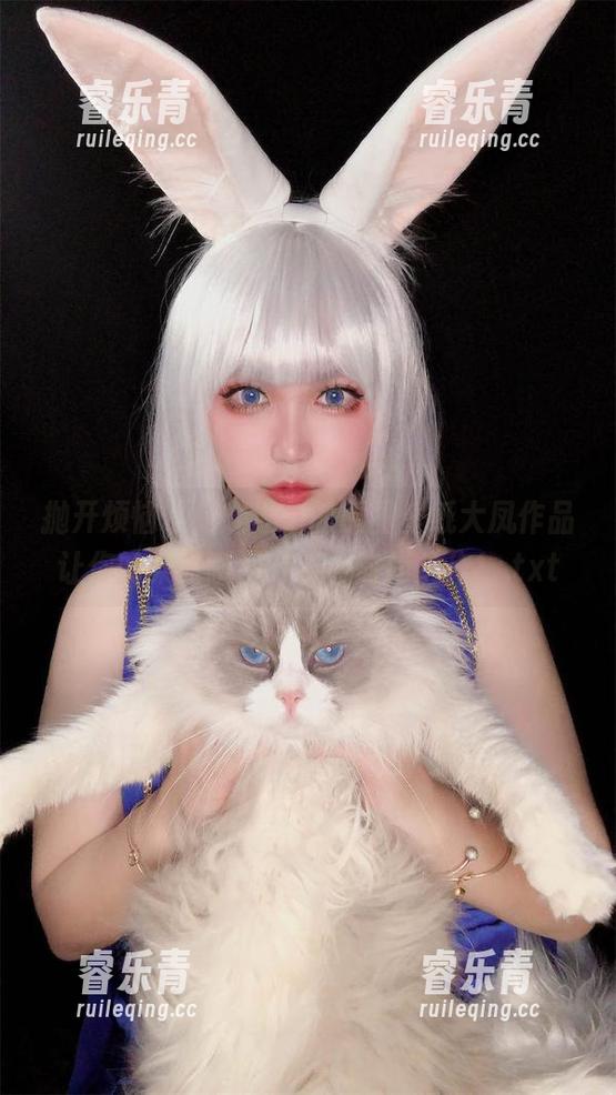 抛开烦恼，椒妮佐仁的原图壁纸大凤作品让你的桌面瞬间升级为时尚之作！.txt
