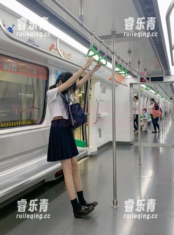 微密圈 - 从未见过的汤圆可甜了美腿图集，最新潮流风向标等你来欣赏.txt