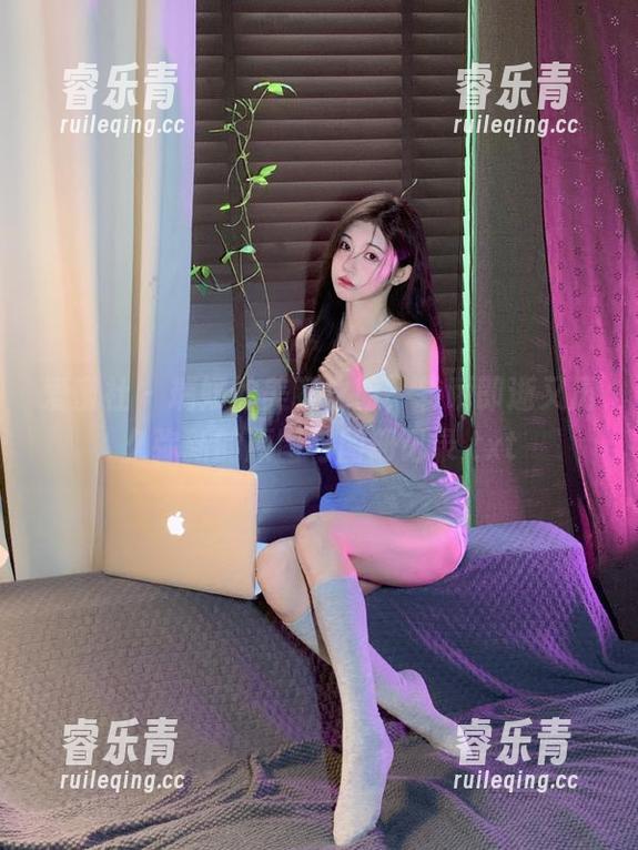 爱蜜社 - 瑞妤的美腿之旅，转瞬即逝又历久弥新的原图与图册记录.txt