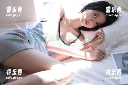 牛奶里的果汁 微密圈 - 跟随牛奶里的果汁JK,欣赏那些让人心动的美图与照片.txt
