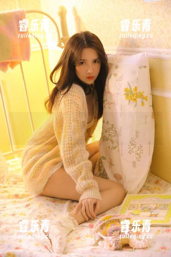 秀人网 - 沉浸在圣诞氛围中：CherryBlessU最新写真作品下载线上发布.txt
