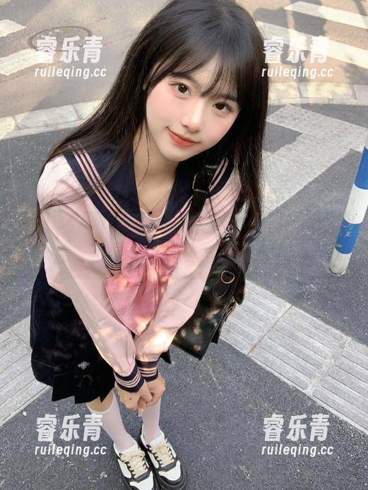秀人网 - 发现奈汐酱nice天台美丽写真作品的摄影图库.txt