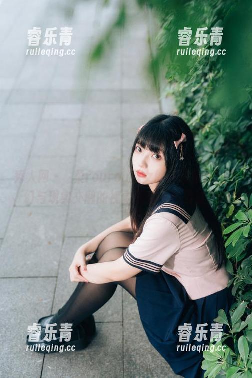 秀人网 - 媃柔rourou兔女郎高清图册，奇幻与现实交融的视觉享受不容错过.txt