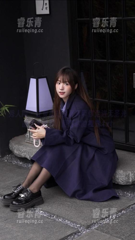 秀人网 - 让曼柔短裤写真带你走进无圣光的艺术世界，颠覆你的视觉.txt