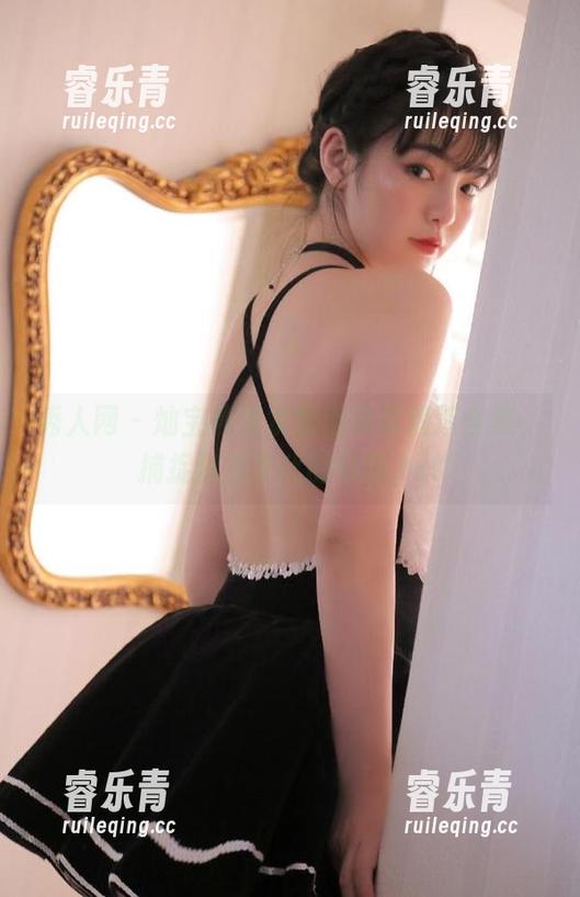 秀人网-灿宝 秀人网 - 灿宝死库水时尚写真精选合集,捕捉流行文化的精髓.txt