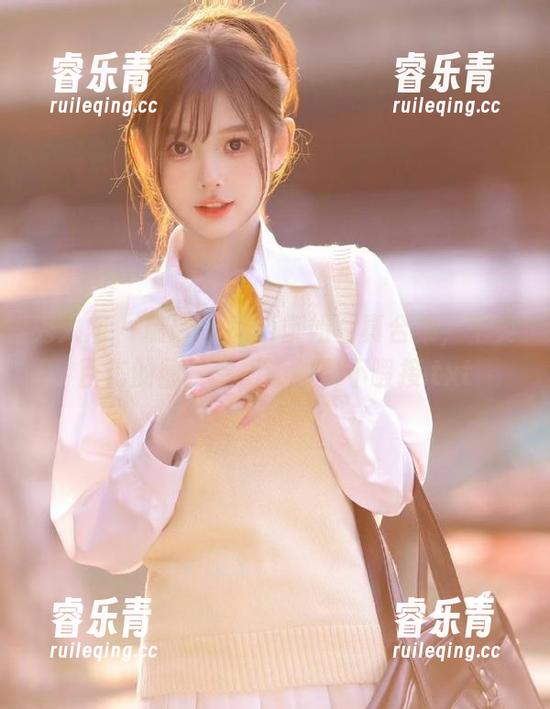 秀人网 - 瑞瑞ruirui御姐写真合集，千姿百态的图片专辑让你目不暇接.txt