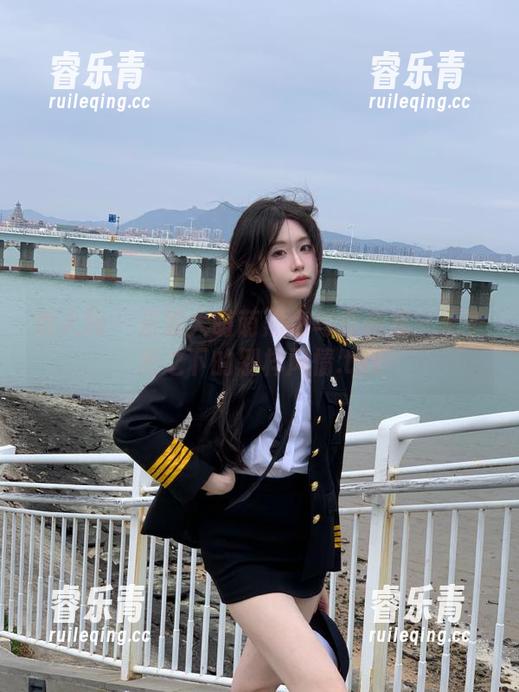 秀人网 - 米妮大萌萌黑色写真合集：无圣光之下的别样风情.txt