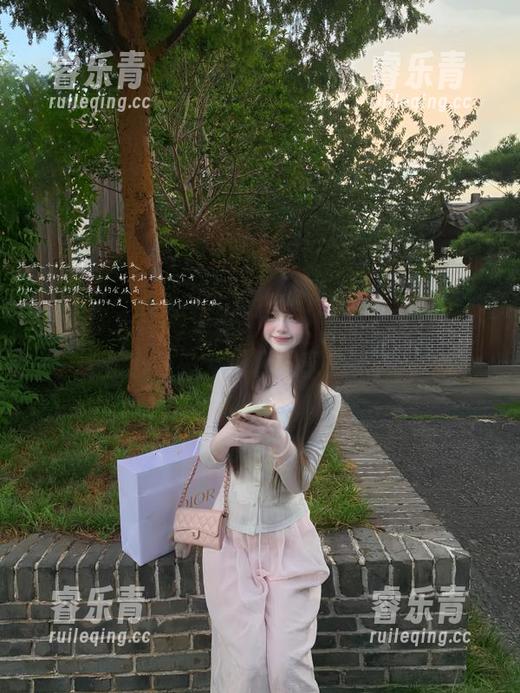 秀人网-米妮大萌萌 秀人网 - 探秘米妮大萌萌白裙写真原图,图包带来无限视觉享受!.txt