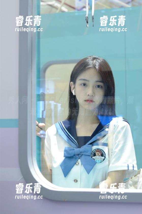 秀人网 - 绮梦Cherish夏天高清照片，展现清新自然的无限魅力.txt
