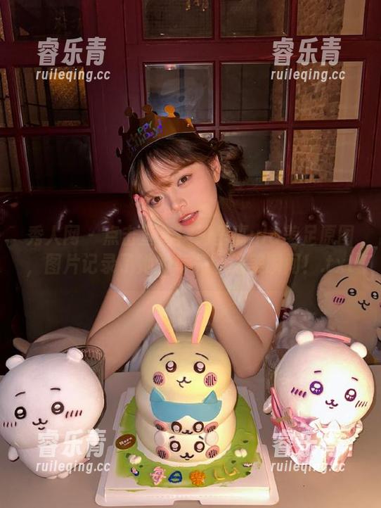秀人网 - 点击查看！绮里嘉ula美足原图，图片记录了她的每一个绝美瞬间！.txt