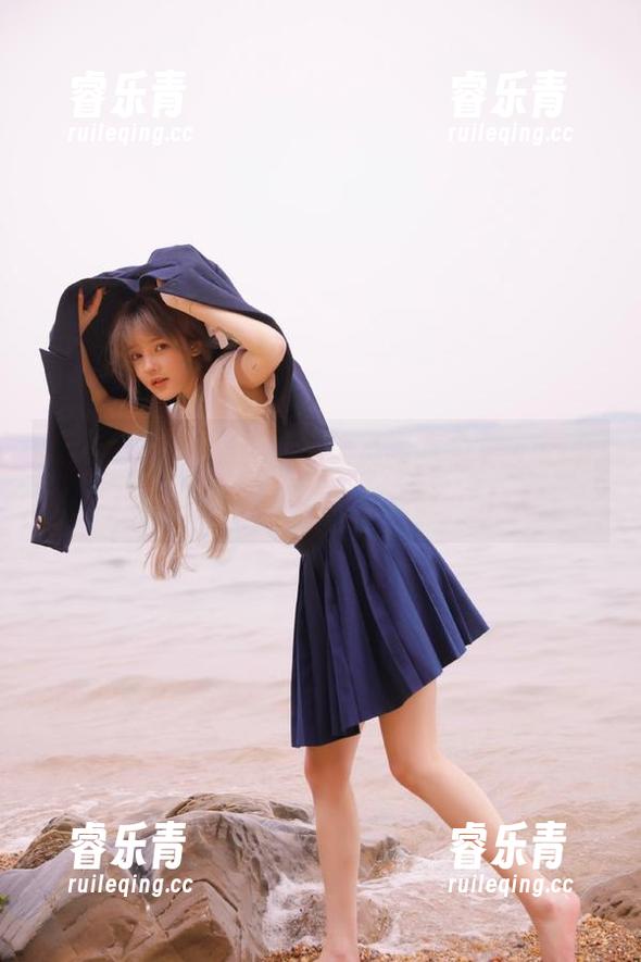 秀人网 - 雨儿酱eve美足写真合集下载，开启你的足部审美新体验！.txt