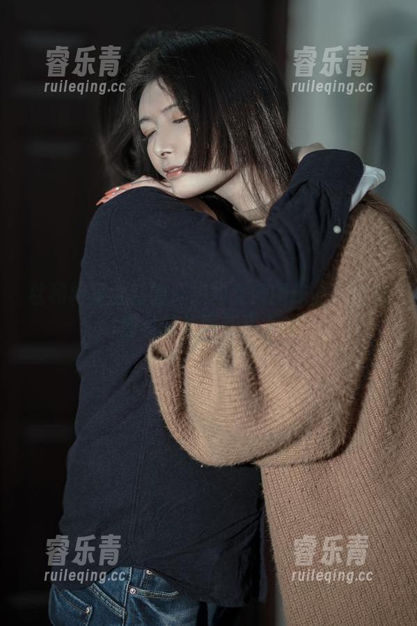 秋和柯基 秋和柯基全新兽耳娘豹女美图作品:视觉盛宴的炫丽篇章.txt