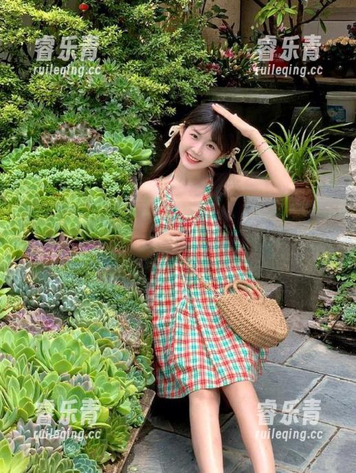 美媛馆 - 叶籽亿独家写真精选合集，带你领略剧情中的细腻情感.txt