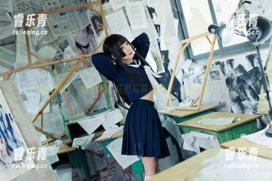 精致夏日：胡桃喵比基尼写真原图让人心动不已.txt