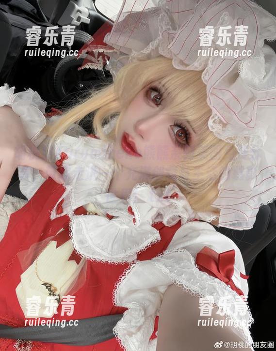 胡桃猫Kurumineko熊熊系列美图免费分享，带你走进一个充满创意与生活的摄影世界！.txt