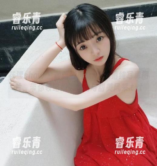 花漾show - 最新张思允Nice清纯写真图片，带你领略她的灵动与甜美风采.txt