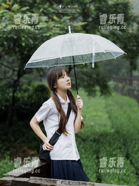 蜜桃社 - 不容错过的最新韵莉娜VANILLA女孩图片大集合，带你体验时尚与清新的完美交融！.txt