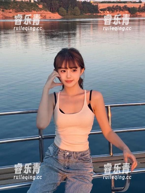 袜啵啵-苏苏 袜啵啵 - 苏苏撩妹力MAX,肉丝(脚尖微加固款)写真作品下载让你心动!.txt