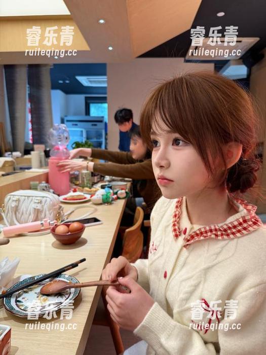 语画界-梦心月 语画界 - 探秘梦心月JK写真合集,带你欣赏绝美图片与独特风格.txt