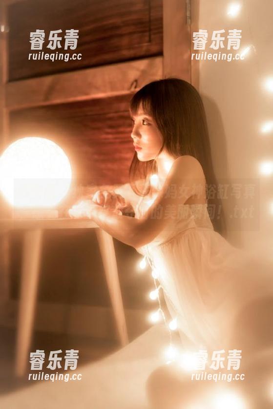 辣妈女神 微密圈 - 独家免费下载辣妈女神浴缸写真,感受在水中绽放夺目的美丽瞬间!.txt