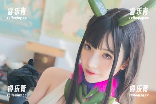 雯妹不讲道理的花嫁故事：网盘独家写真让你心动不已！.txt