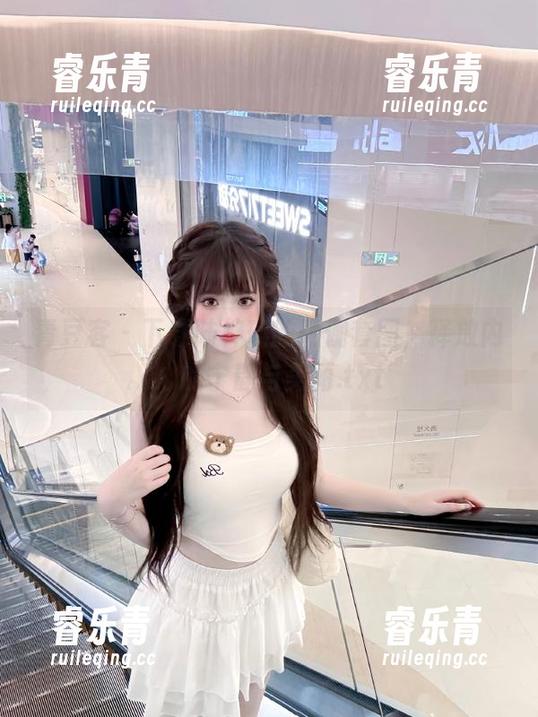 青豆客 - 下载陆梓琪的瑜伽套图，释放内心的宁静与美丽.txt