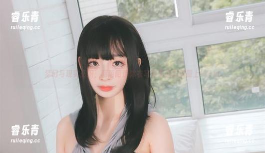 梦幻与现实交织，韶陌陌连体衣写真集原图震撼上线.txt