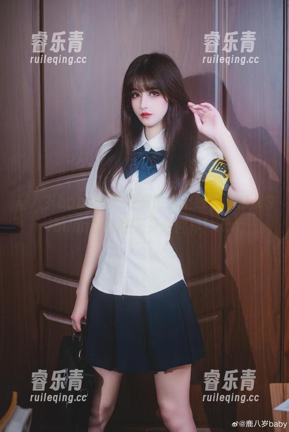 鹿八岁baby全新写真图包上线，西布娜Sibuna带你进入梦幻世界！.txt